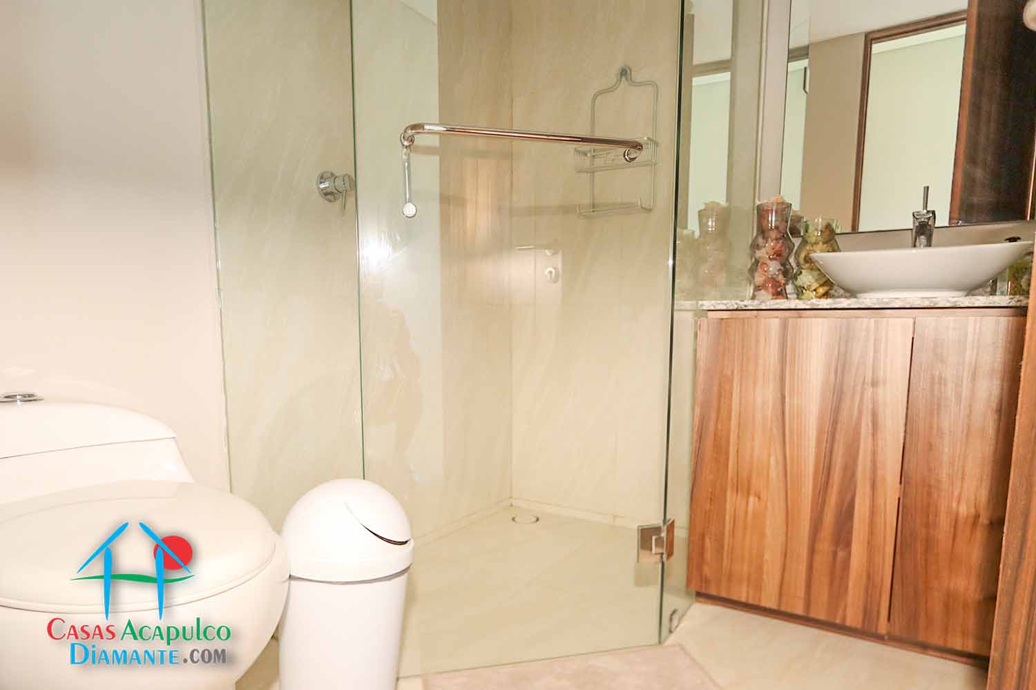 La Isla Emerald B8 - Recámara uno 4